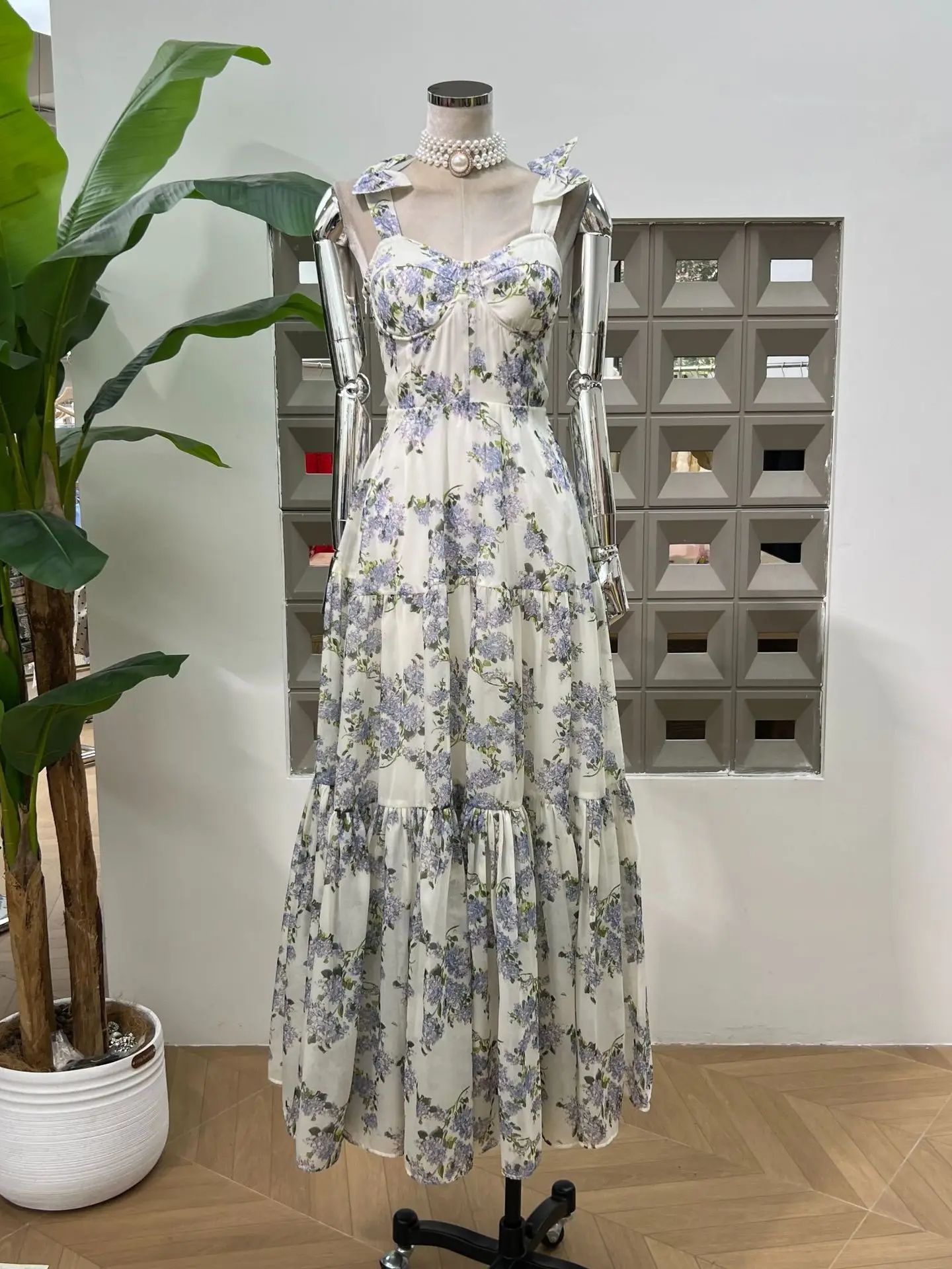 Vintage Fashion Collection - ผู้หญิงElegantพิมพ์Slim Fit A-Lineสแควร์คอแขนกุดเอวสูงชุดแฟชั่นฤดูร้อนใหม่อย่างเป็นทางการChic 2025 คอลเลกชัน