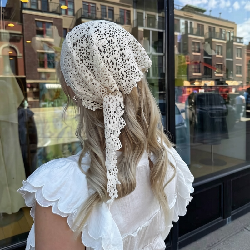 ผ้าพันคอสามเหลี่ยมลายลูกไม้ถัก - Vintage Fashion Looks บทวิจารณ์และราคา