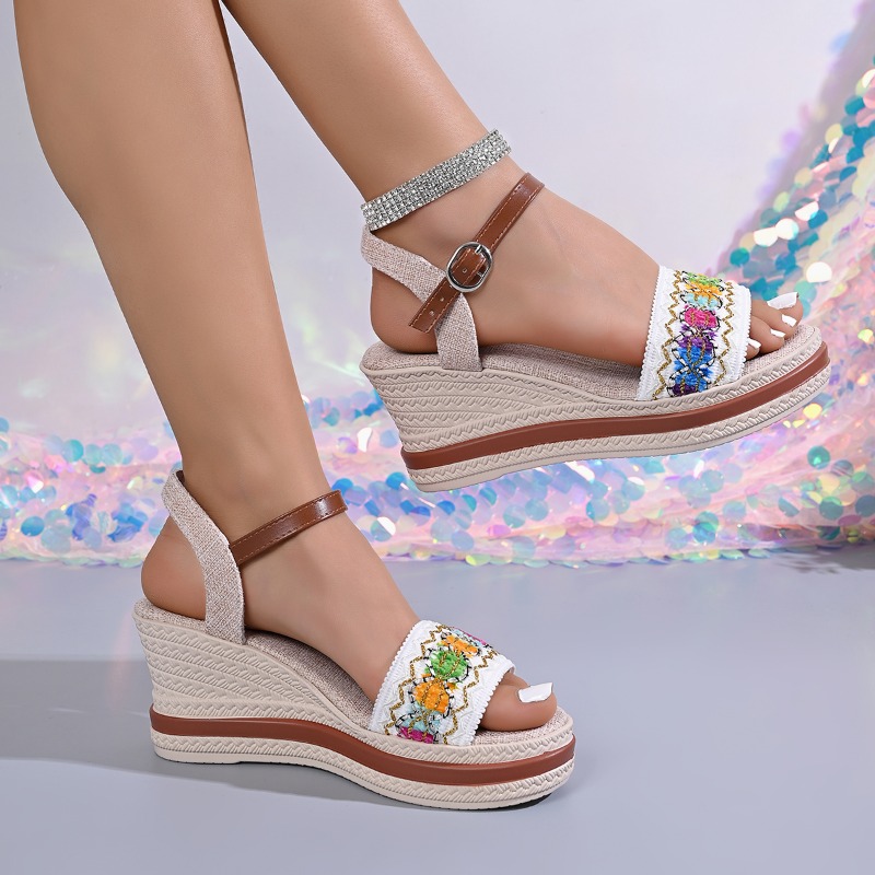 รองเท้าส้นเตารีดแบบสานสไตล์โบฮ - Vintage Style Women Fashion บทวิจารณ์และราคา
