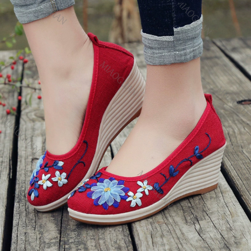 รองเท้าส้นเตารีดปักลายสำหรับผู - Vintage Fashion Heels บทวิจารณ์และราคา