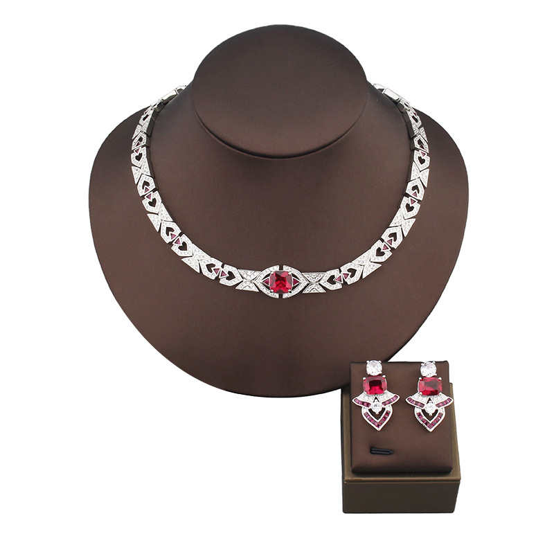 คอลเลกชันสร้อยคอต่างหูเม็ดกลมส - Vintage Fashion Collection บทวิจารณ์และราคา